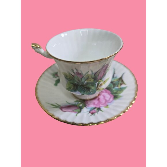 VTG Paragon Cup Saucer Made in England Pink Roses NOTE: Handle on Cup is Broken - Picture 1 of 8